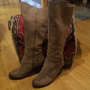 EUC Fergie Lilith Suede Boot